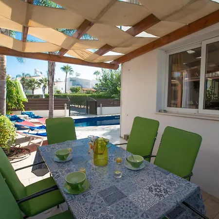 Charmante 3-schlafzimmer-villa Di12 Mit Privatem Pool By Interhome Casa vacanze *