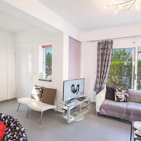 Charmante 3-schlafzimmer-villa Di12 Mit Privatem Pool By Interhome Ferienhaus