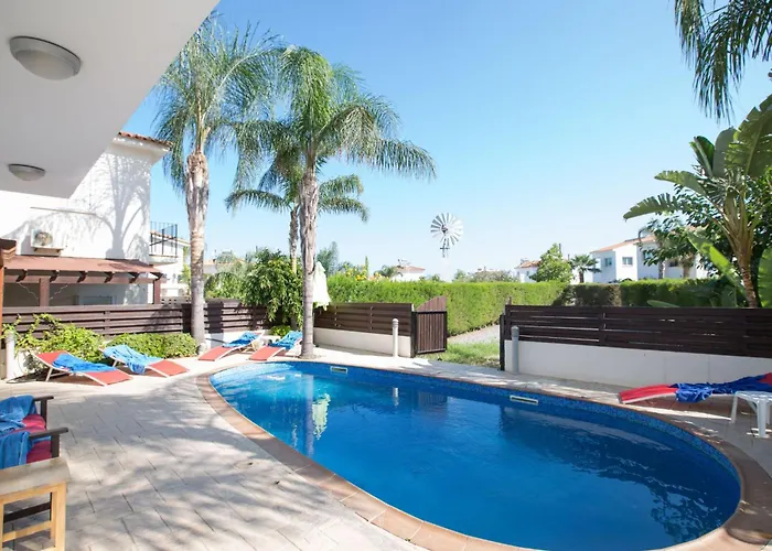 Charmante 3-schlafzimmer-villa Di12 Mit Privatem Pool By Interhome Casa de Férias Protaras